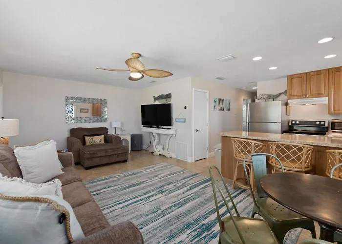 Steps To Flagler Beach! Cozy 1-Br Oceanfront Retreat Dog-Friendly