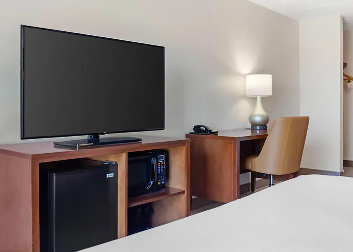 Comfort Inn & Suites Orlando North